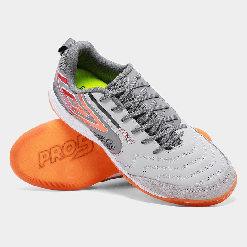 Chuteira Futsal Umbro Pro 5 Bump - Prata+Grafite