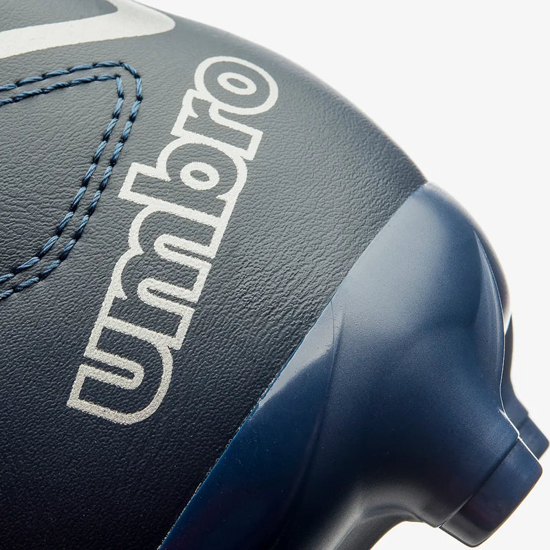 Chuteira Campo Umbro Class