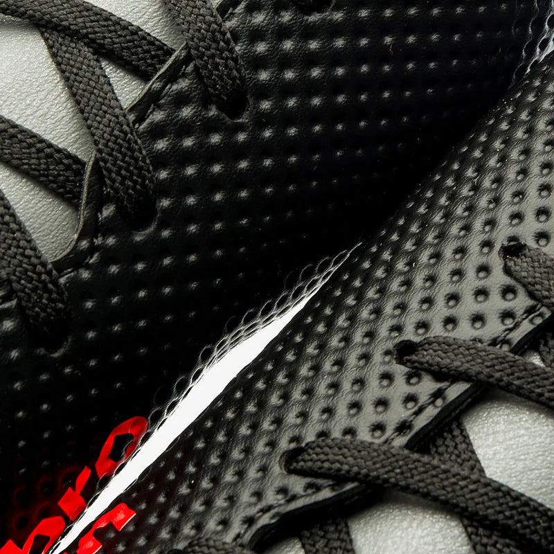 Chuteira Campo Umbro Force