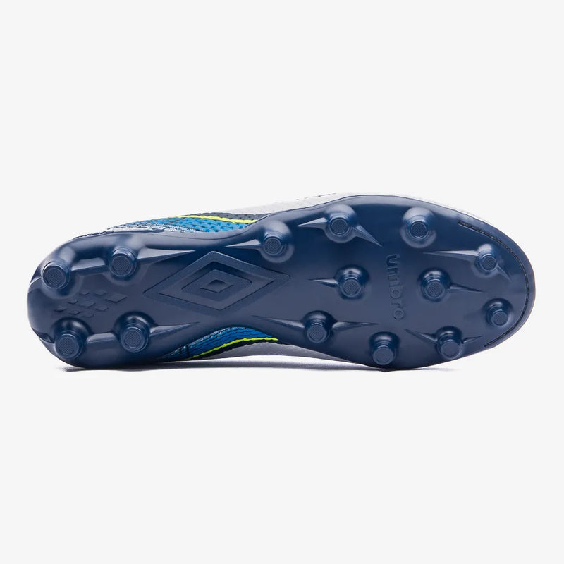 Chuteira Campo Umbro Force
