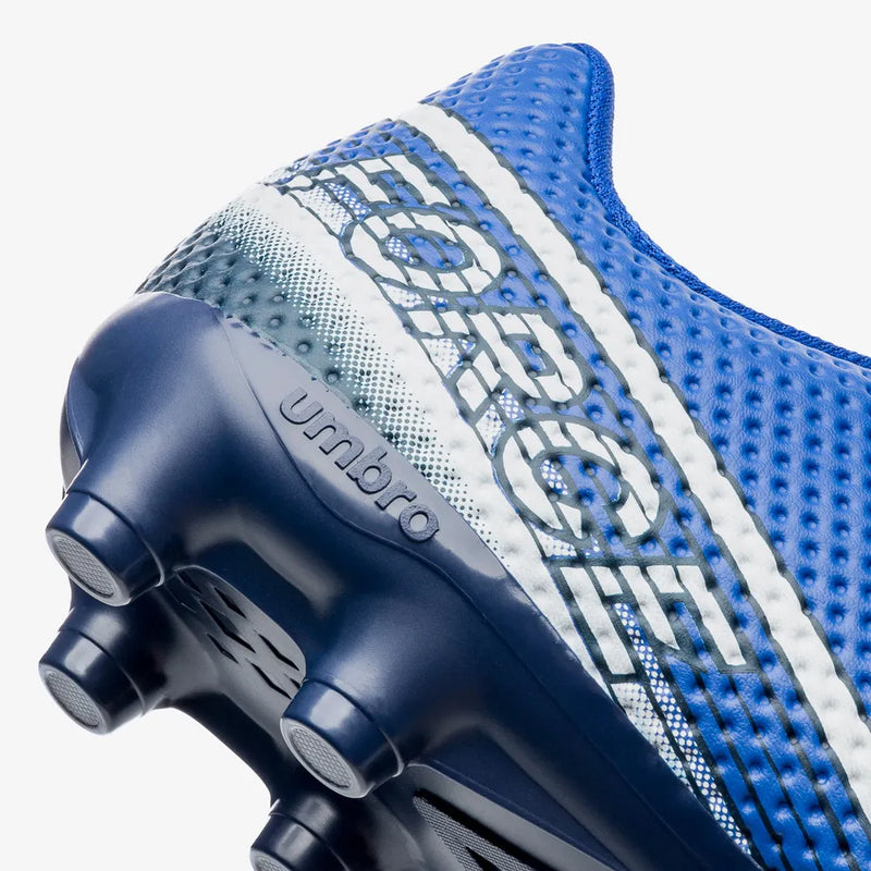 Chuteira Campo Umbro Force