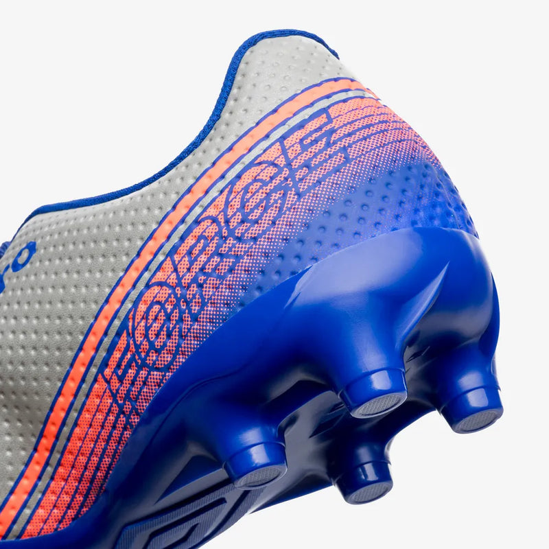 Chuteira Campo Umbro Force