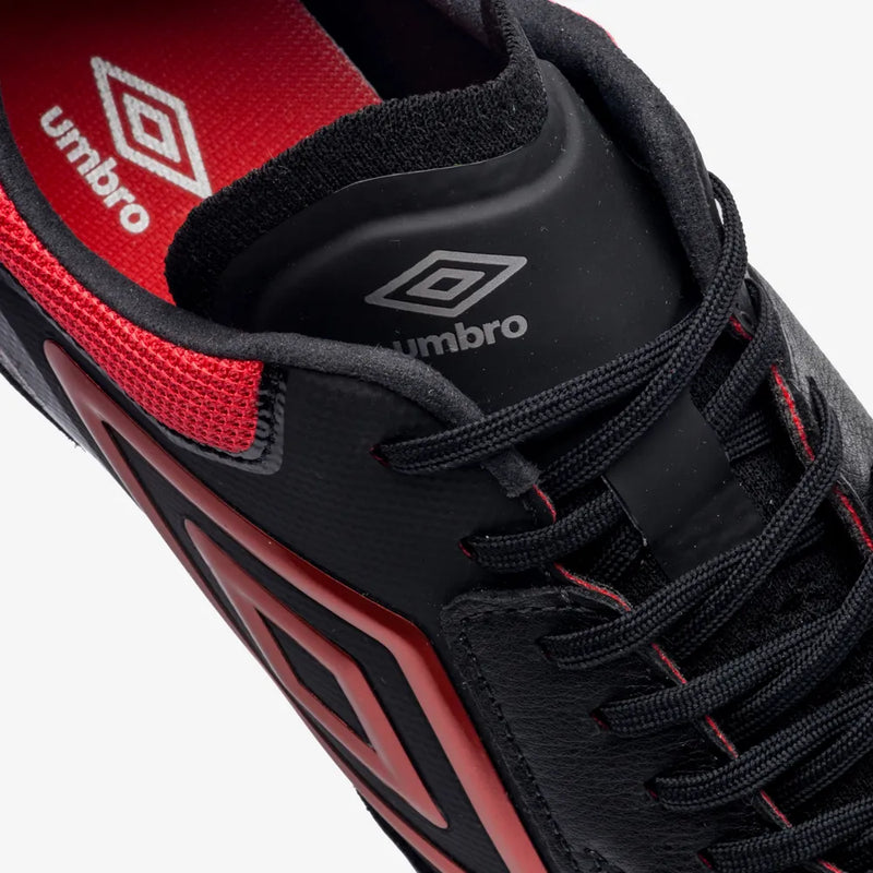 Chuteira Campo Umbro Adamant Master Class Pro